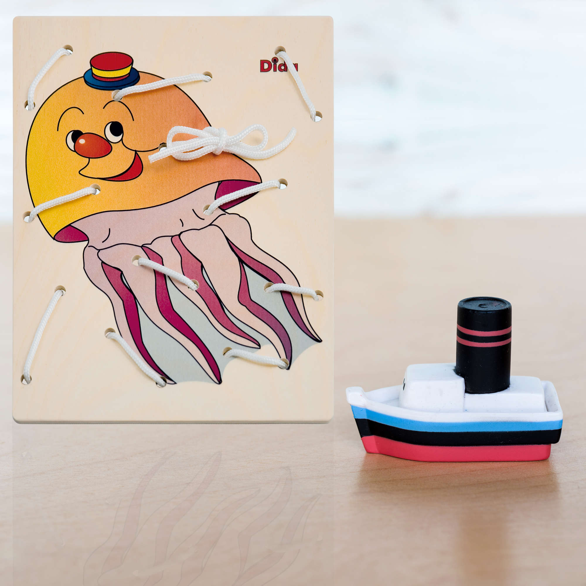 Allacciatura Medusa - gioco didattico di motricità fine della mano - Dida Allacciatura Medusa - gioco didattico di motricità fine della mano - Dida