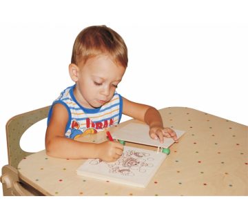 Dare al bambino “nativo digitale” un libro di legno?