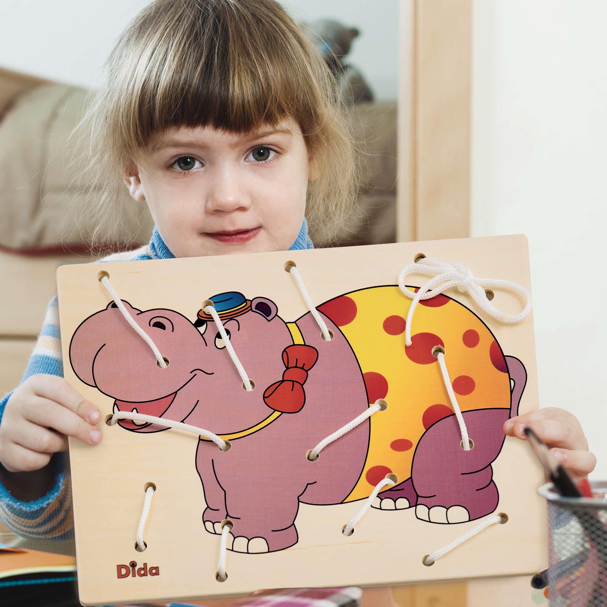 Allacciatura Ippopotamo - gioco dei lacci - motricità fine - Montessori - Dida Allacciatura Ippopotamo - gioco dei lacci - motricità fine - Montessori - Dida