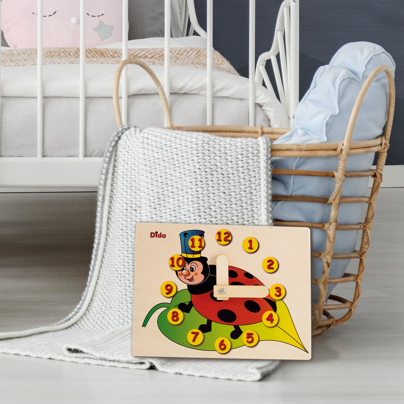 Orologio didattico Coccinella - gioco didattico - metodo Montessori - Dida Orologio didattico Coccinella - gioco didattico - metodo Montessori - Dida