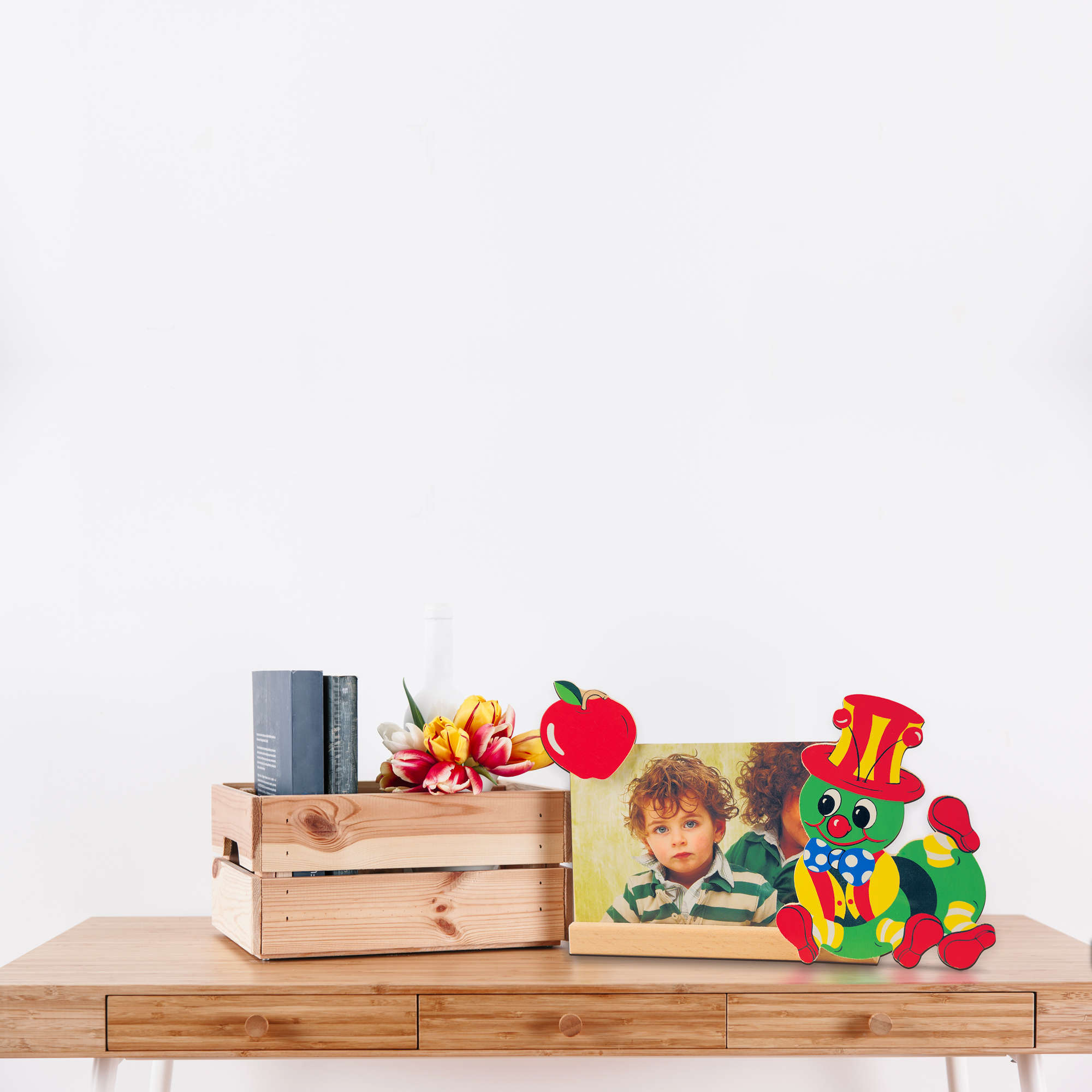 Portafoto in legno Bruco Mela - Dida Portafoto in legno Bruco Mela - Dida